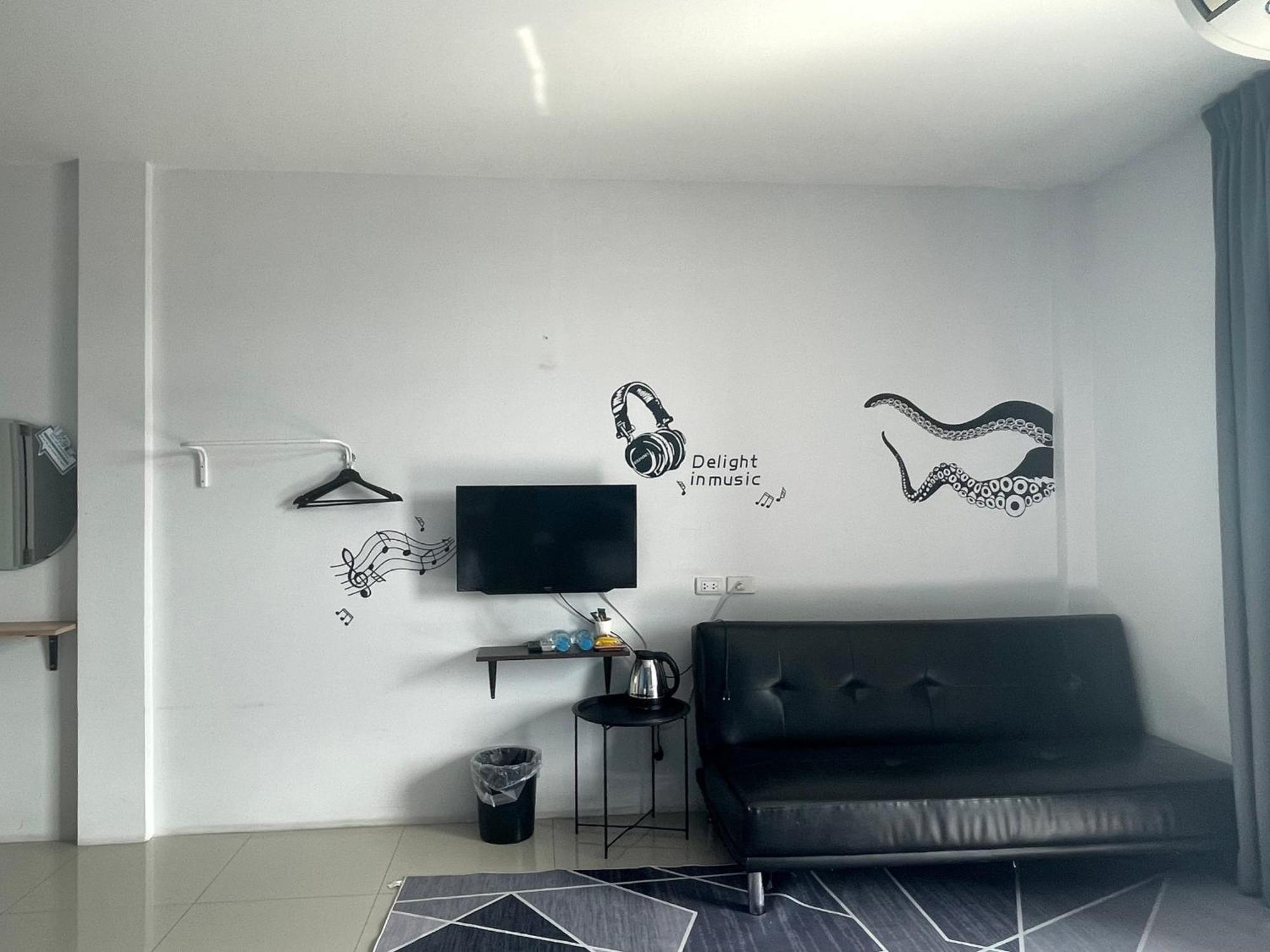 Homey-Sleepy Don Mueang Airport Hostel بانكوك المظهر الخارجي الصورة