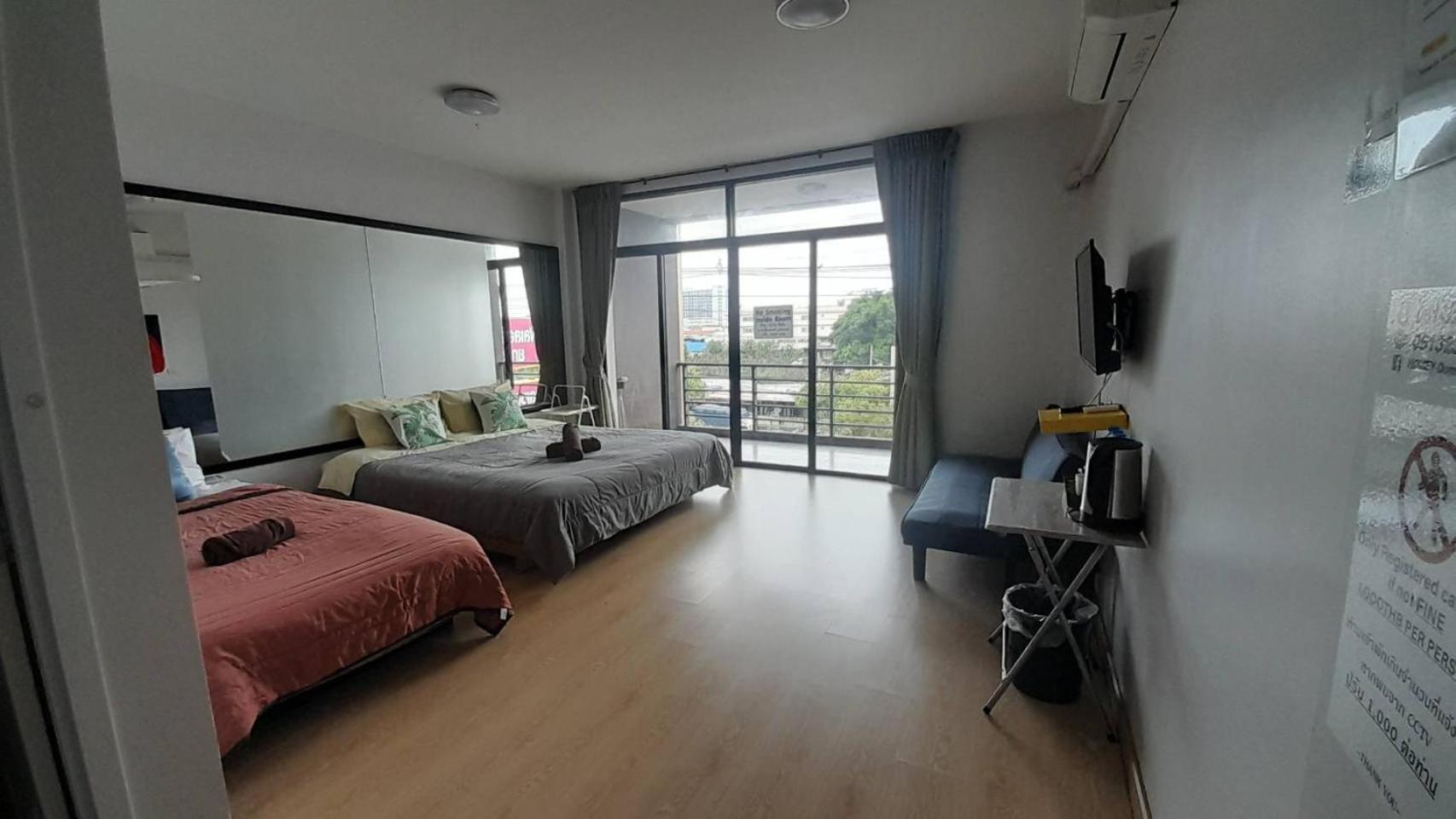 Homey-Sleepy Don Mueang Airport Hostel بانكوك المظهر الخارجي الصورة